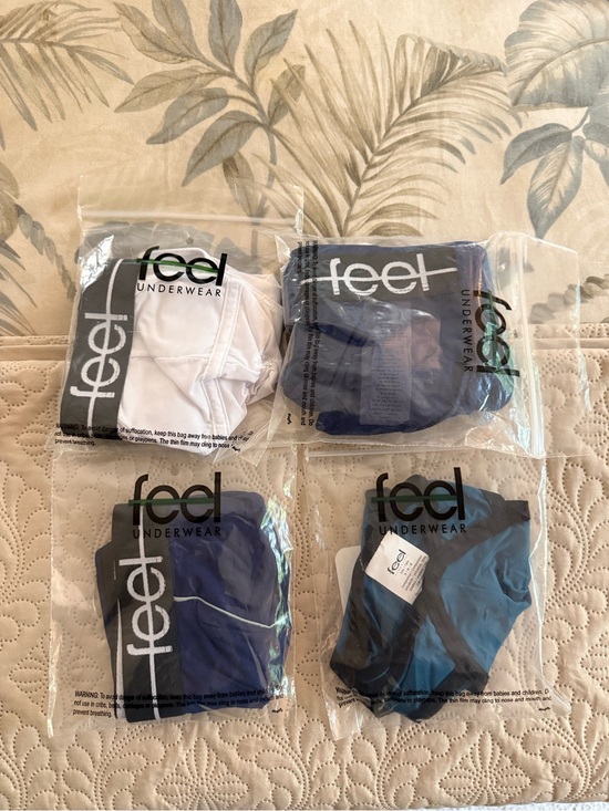 Feel Other - Feel Bundle 4 pack Men's Briefs - Navy, Navy Mesh, White, Teal